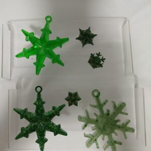 Set of 6 Ornaments Mixed Sizes
